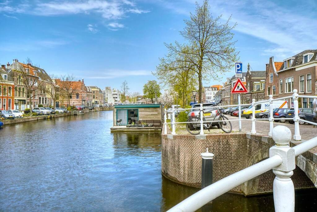 Beautiful Houseboat In The Centre Of Leiden ليدن المظهر الخارجي الصورة