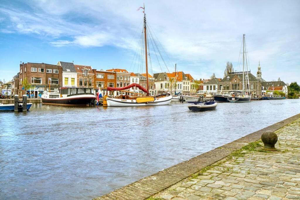 Beautiful Houseboat In The Centre Of Leiden ليدن المظهر الخارجي الصورة